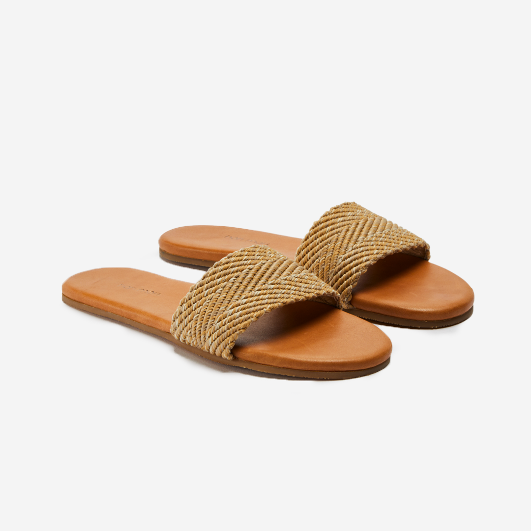 Women's Antigua Flip Flops | Almond – Hari Mari